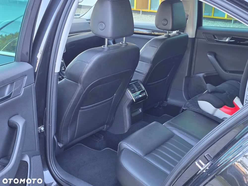 Skoda Superb 2.0 TSI 4x4 L&K DSG - 25