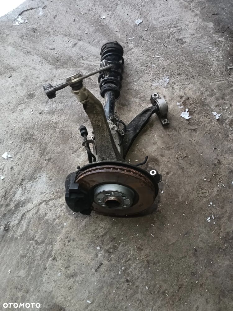 Volvo S90 II V90 II Zwrotnica Wahacz Amortyzator Lewy 31682225 - 6