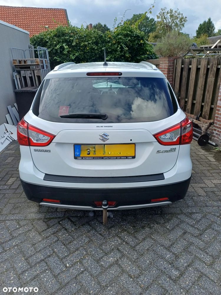Suzuki SX4 S-Cross 1.6 Premium - 2