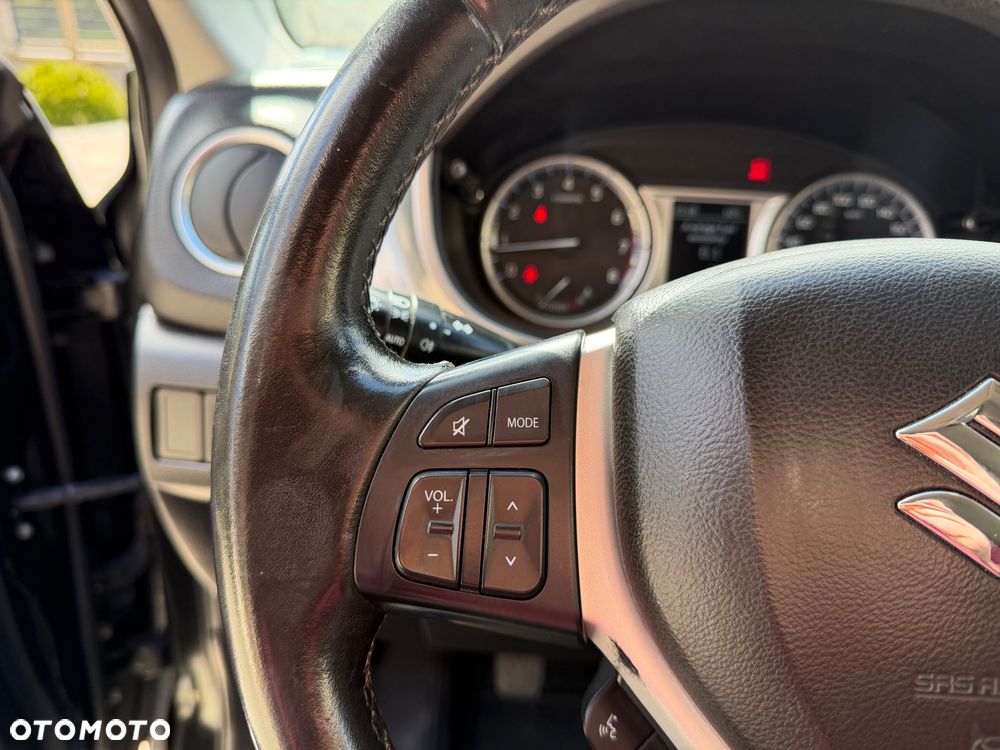 Suzuki Vitara 1.6 Premium 2WD - 19