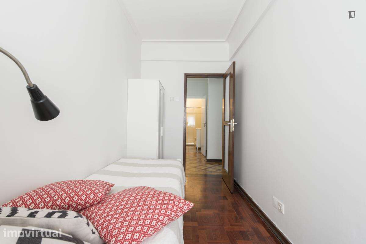 Quarto - localizado em Saldanha Lisbon - Grande imagem: 5/44