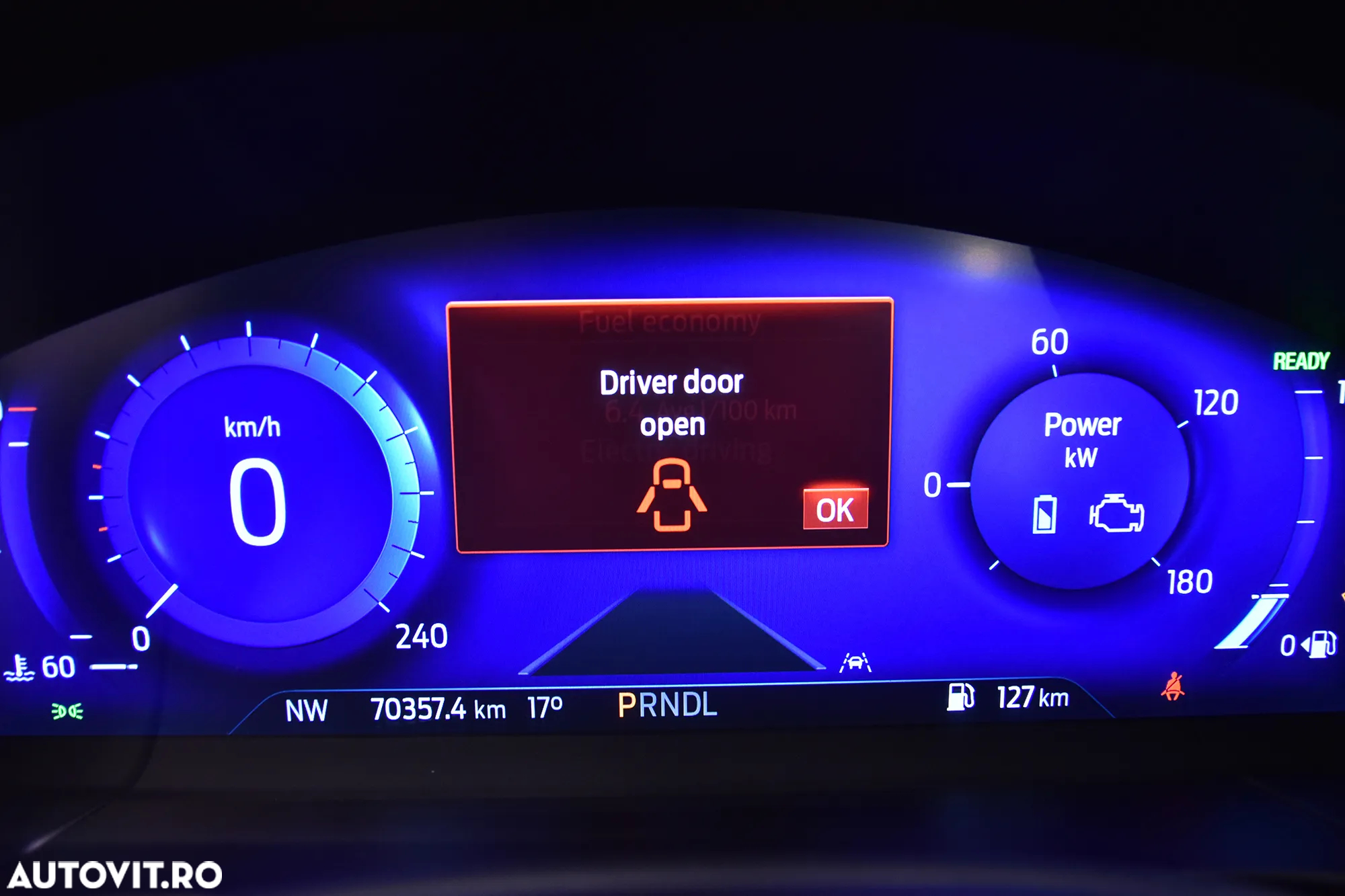 Ford Kuga - 10