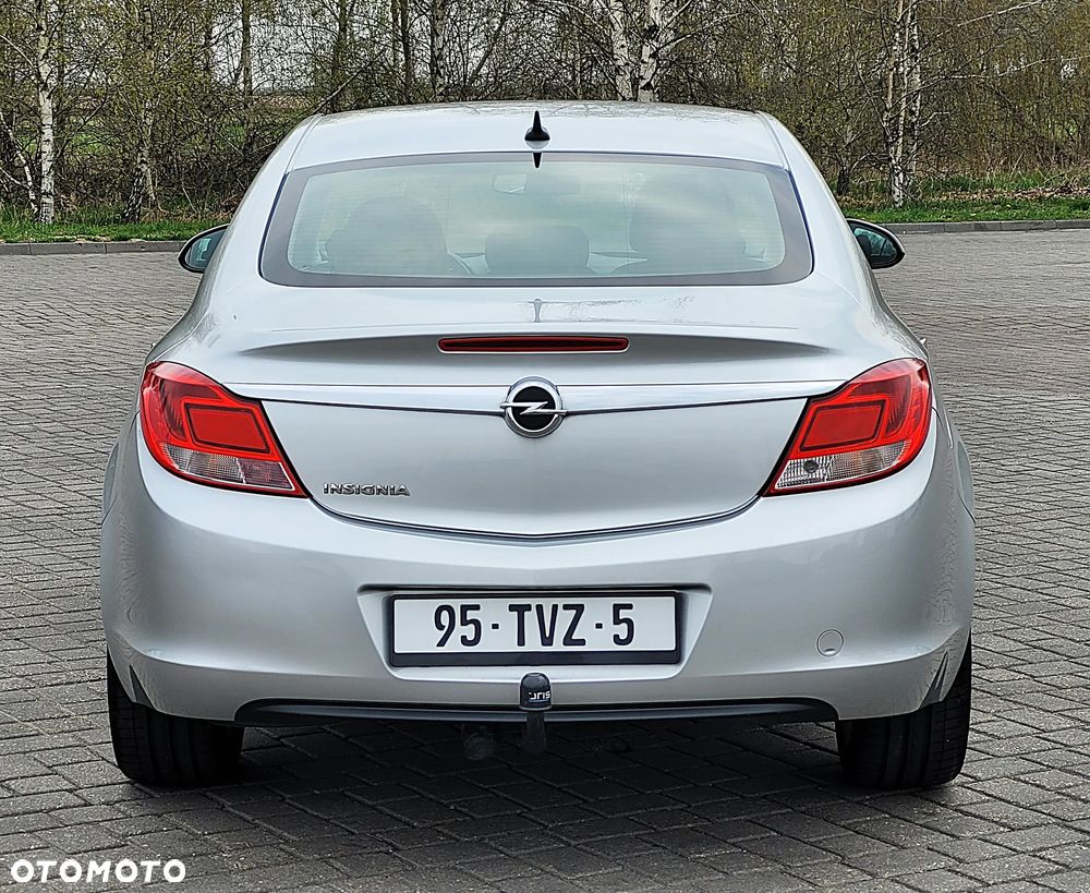 Opel Insignia - 8
