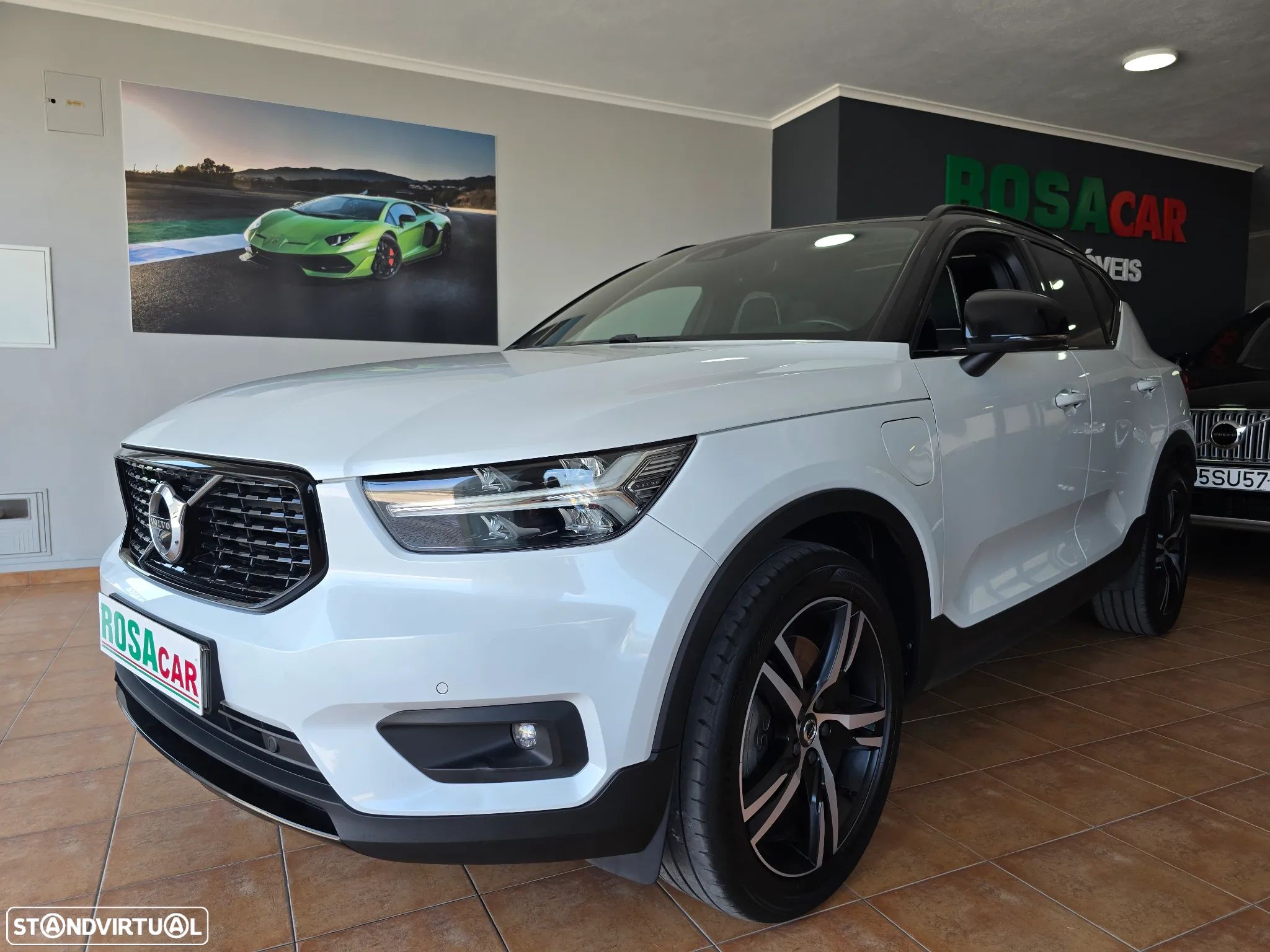 Volvo XC 40 1.5 T5 PHEV R-Design - 1