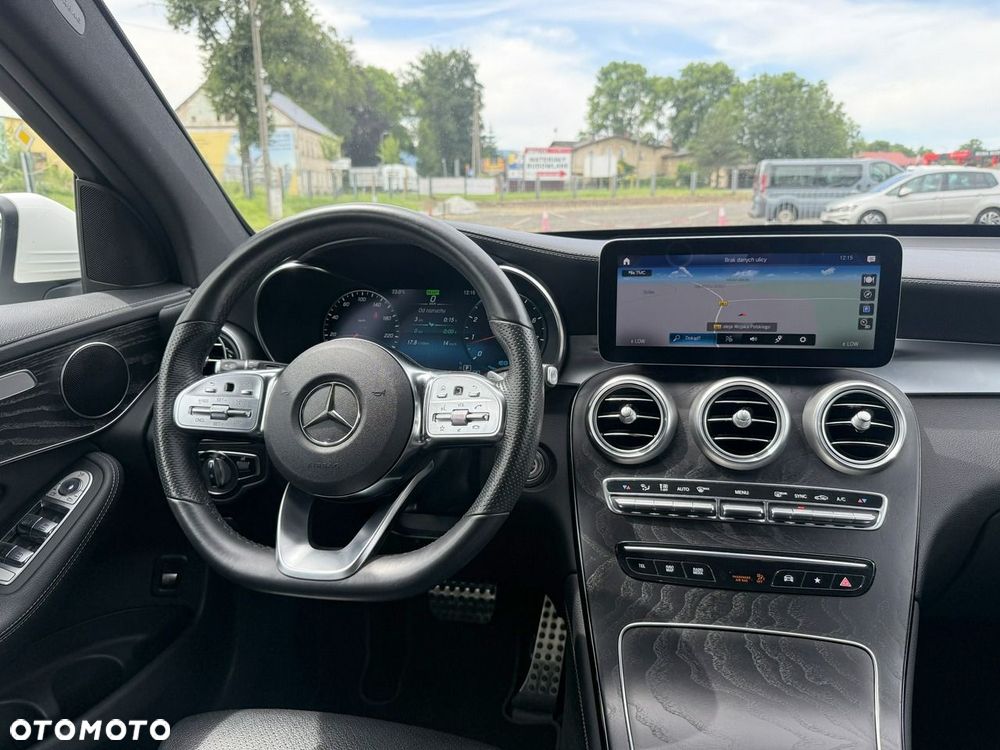 Mercedes-Benz GLC - 13