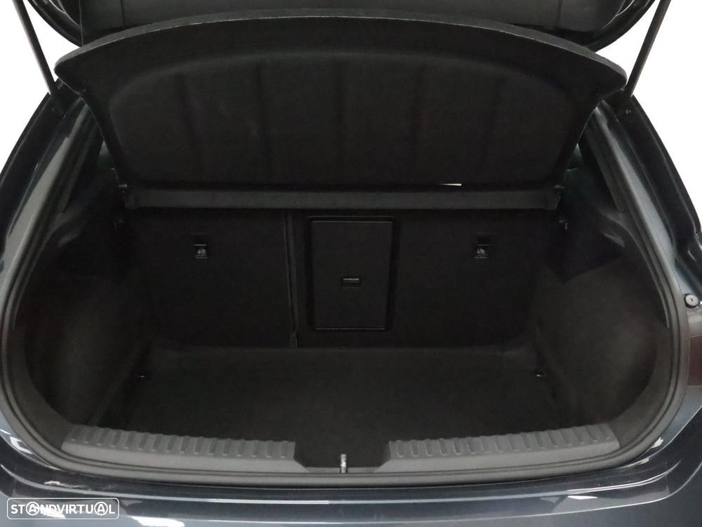 Cupra Leon 1.5 eTSI MID DSG - 6