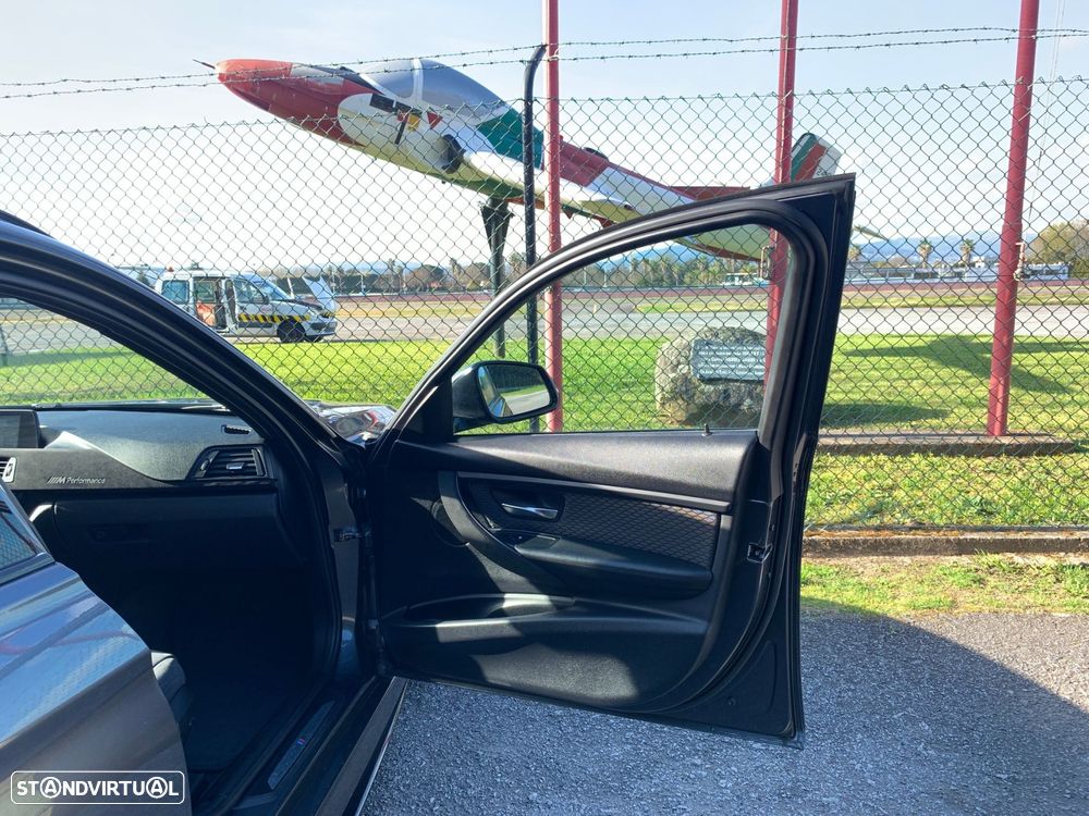 BMW 320 d Pack M - 50