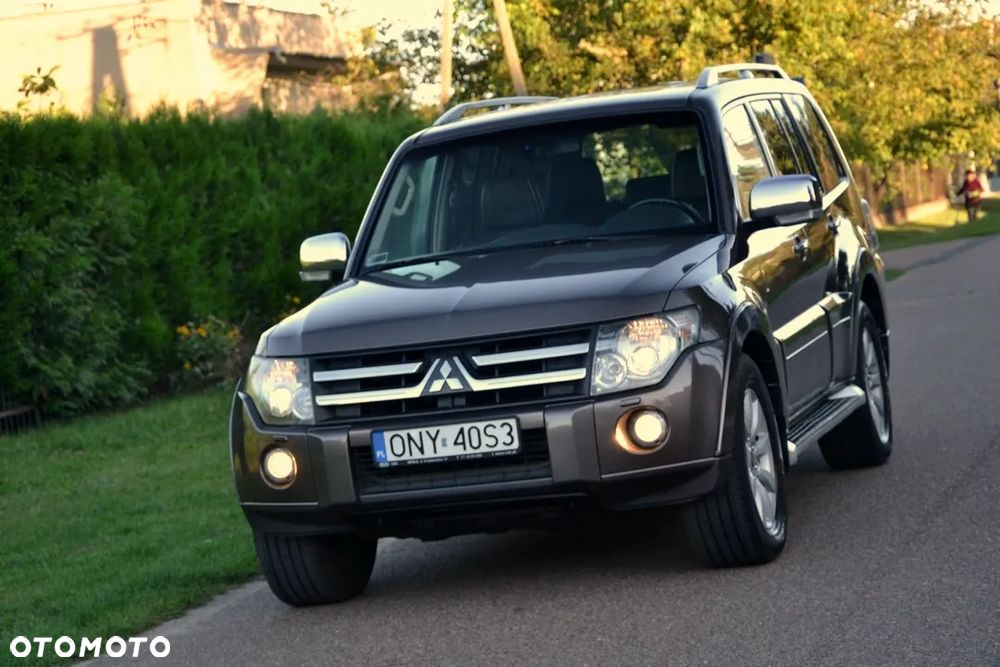Mitsubishi Pajero 3.2 DID Elegance - 14