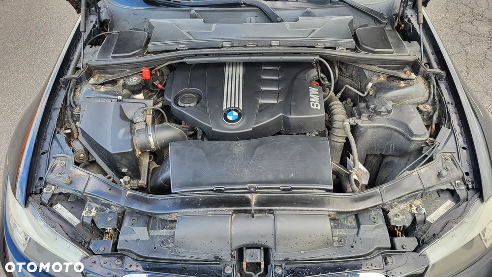 BMW Seria 3 320d - 16