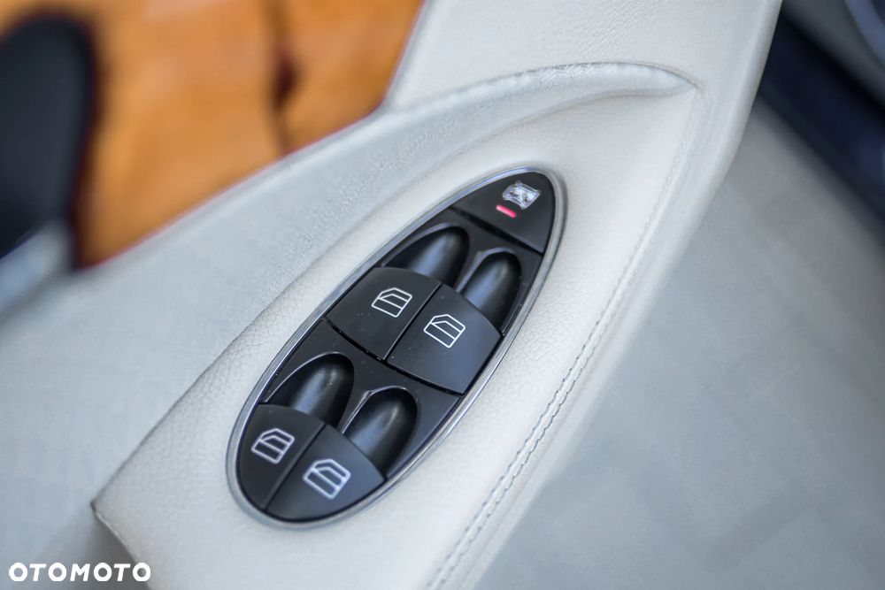 Mercedes-Benz Klasa E 200 Kompressor Automatik Elegance Sport Edition - 20