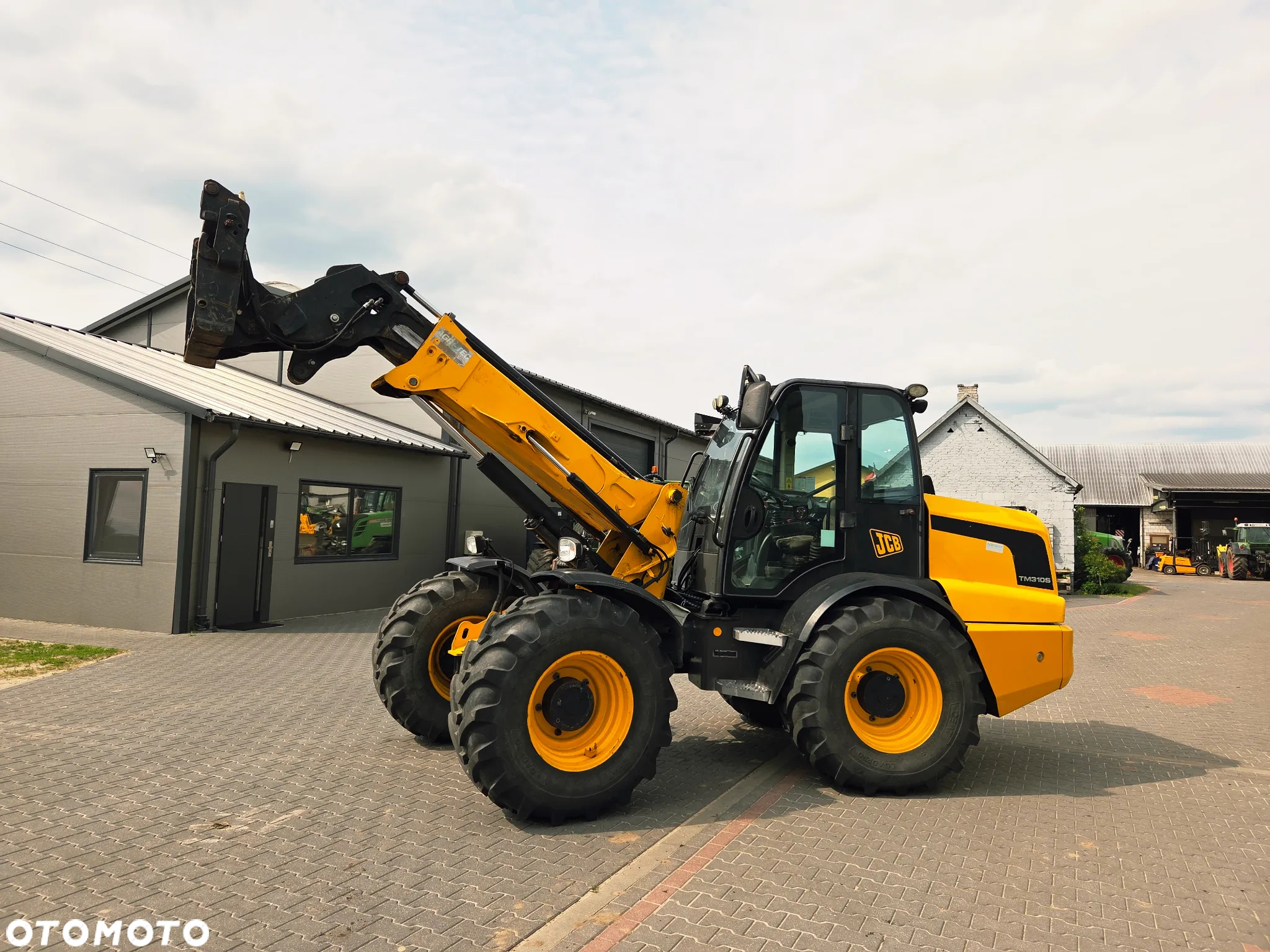 JCB TM 310 S Agrisuper 320 Manitou Merlo 535 95 531 70 - 11