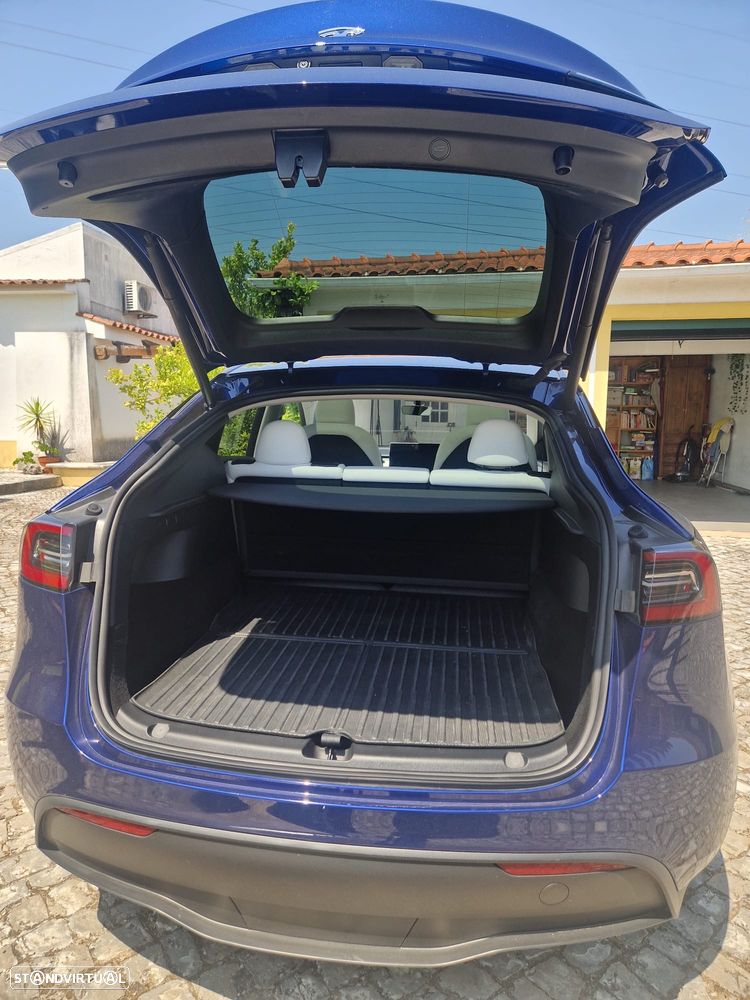 Tesla Model Y RWD - 9