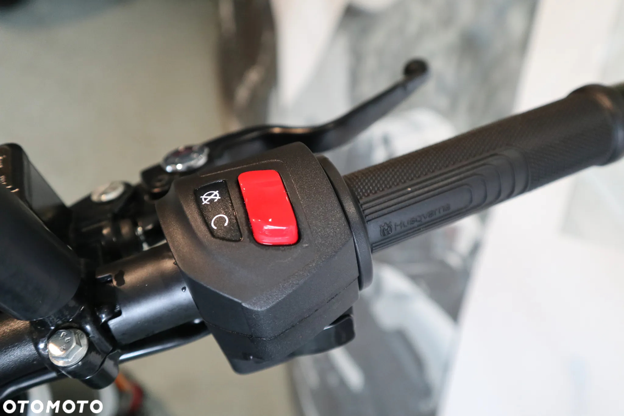 Husqvarna Svartpilen - 7