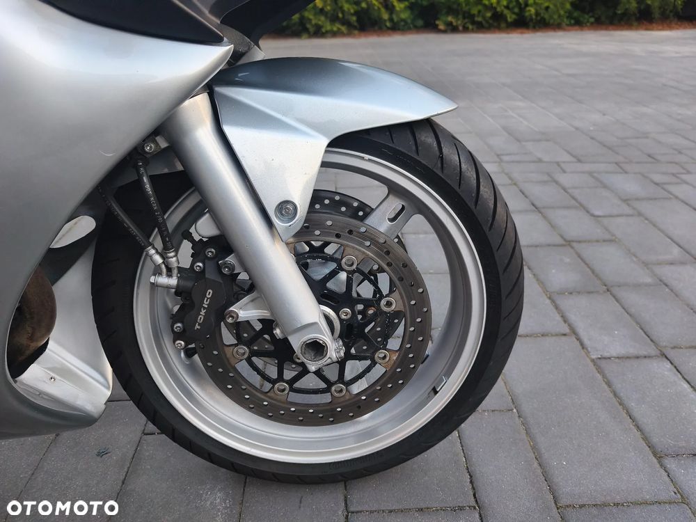 Suzuki SV - 11