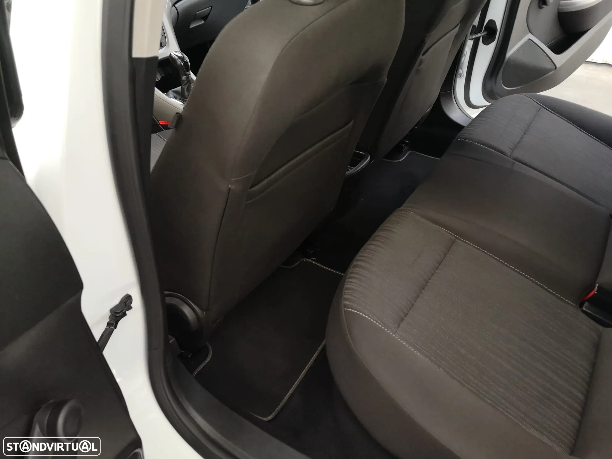 Opel Astra 1.3 CDTi Enjoy - 7