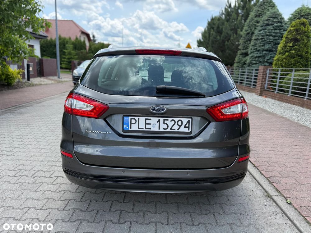 Ford Mondeo - 23