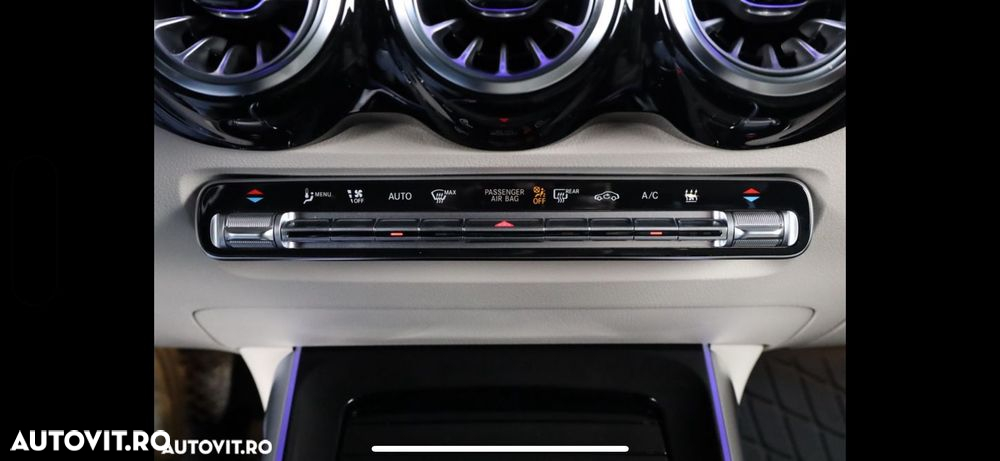 Mercedes-Benz EQB 300 4MATIC - 24