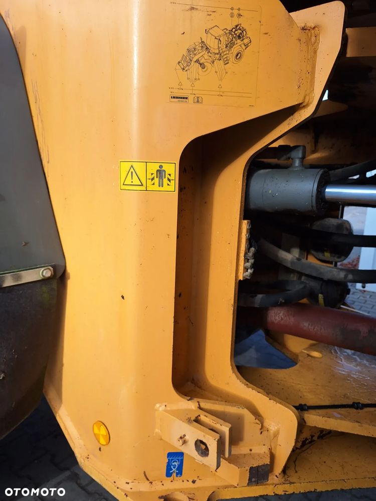 Liebherr L566 566 bardzo dobry stan, centralne smarowanie, bardzo dobre opony - 13