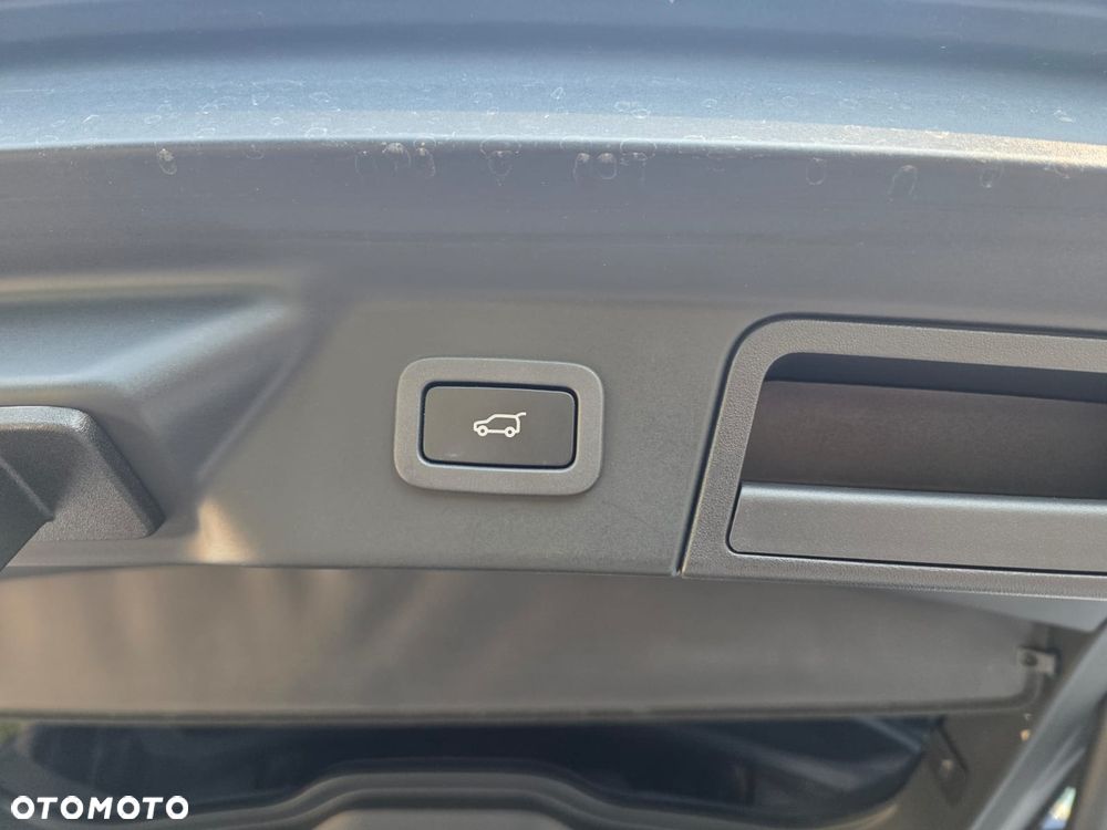 Land Rover Range Rover Velar 2.0 Si4 S - 29