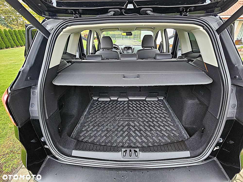 Ford Kuga 2.0 TDCi 4x4 Titanium - 34