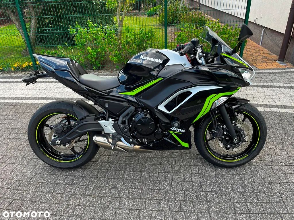 Kawasaki Ninja - 1