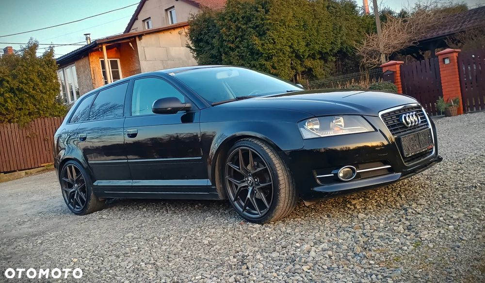 Audi A3 Sportback 1.6 Ambiente - 17