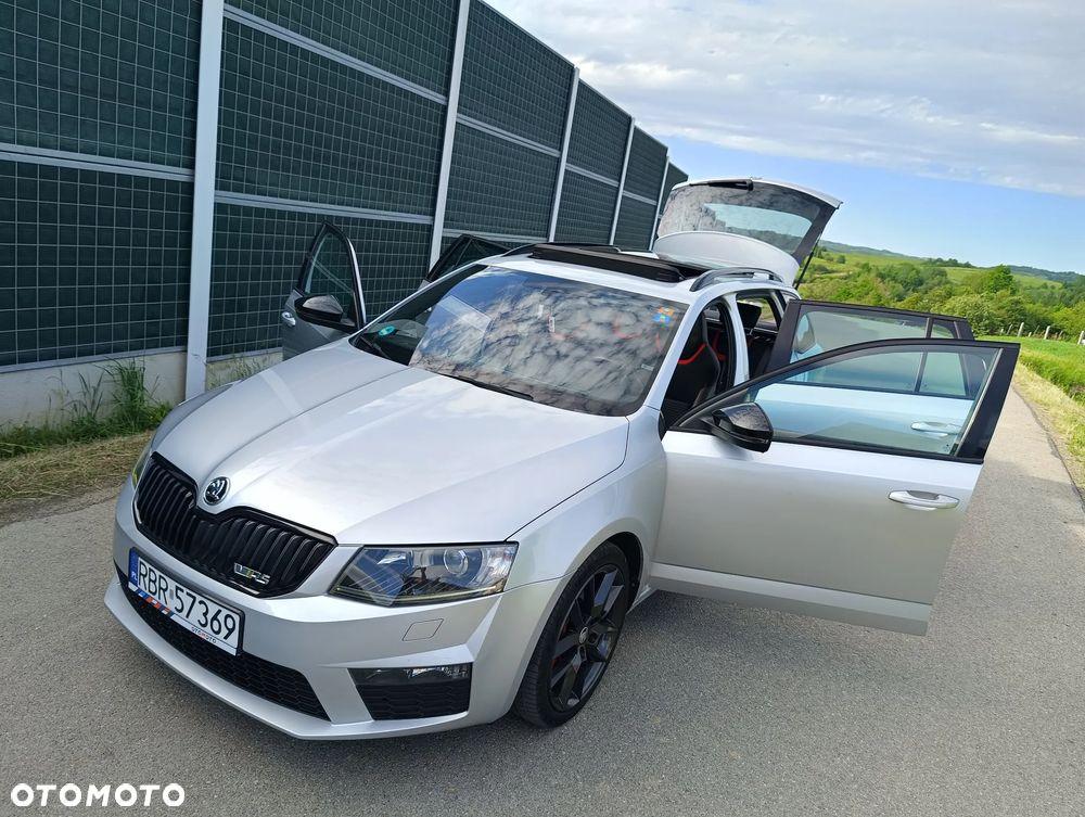 Skoda Octavia 2.0 TDI RS - 37
