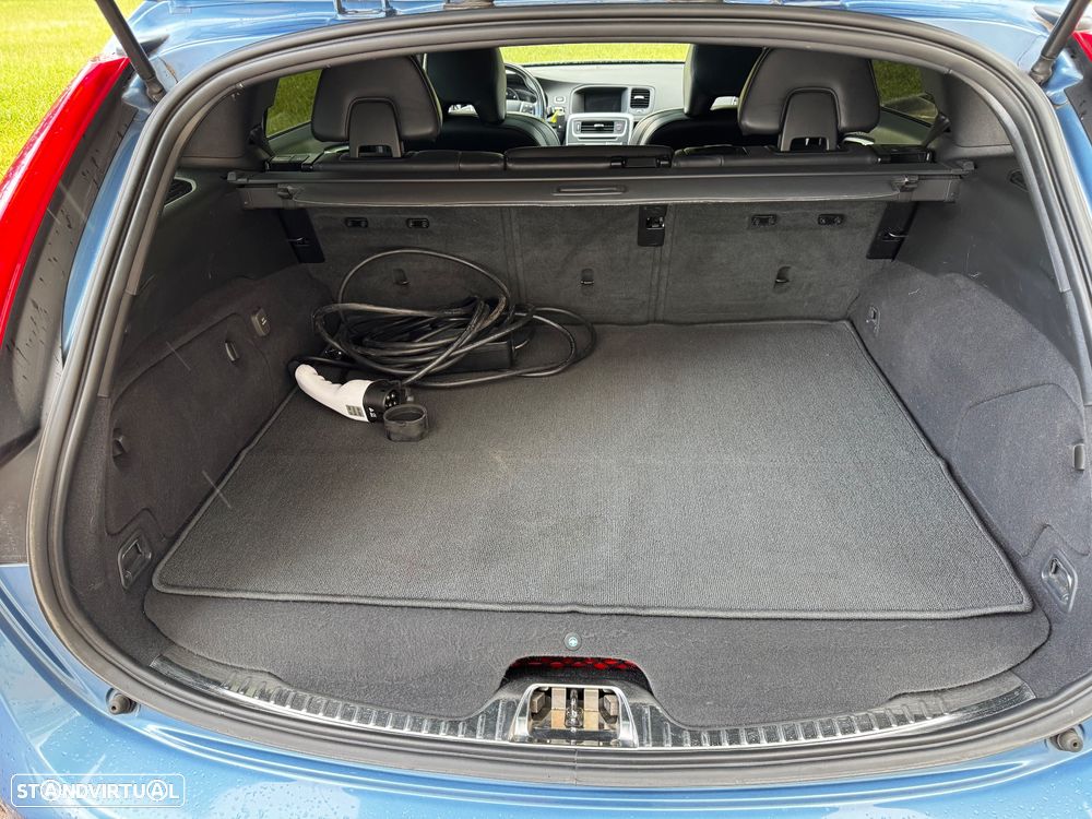 Volvo V60 D6 Twin Engine Geartronic RDesign - 24