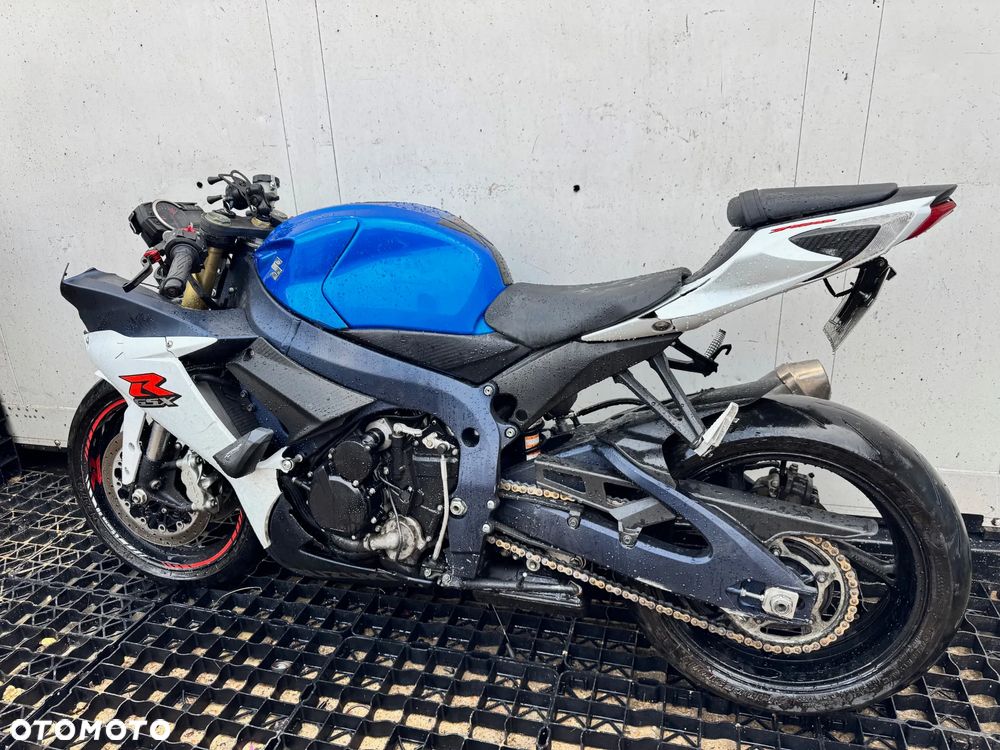 Suzuki GSX-R - 11