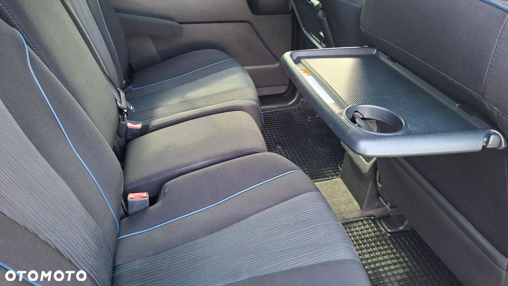 Mazda 5 - 4