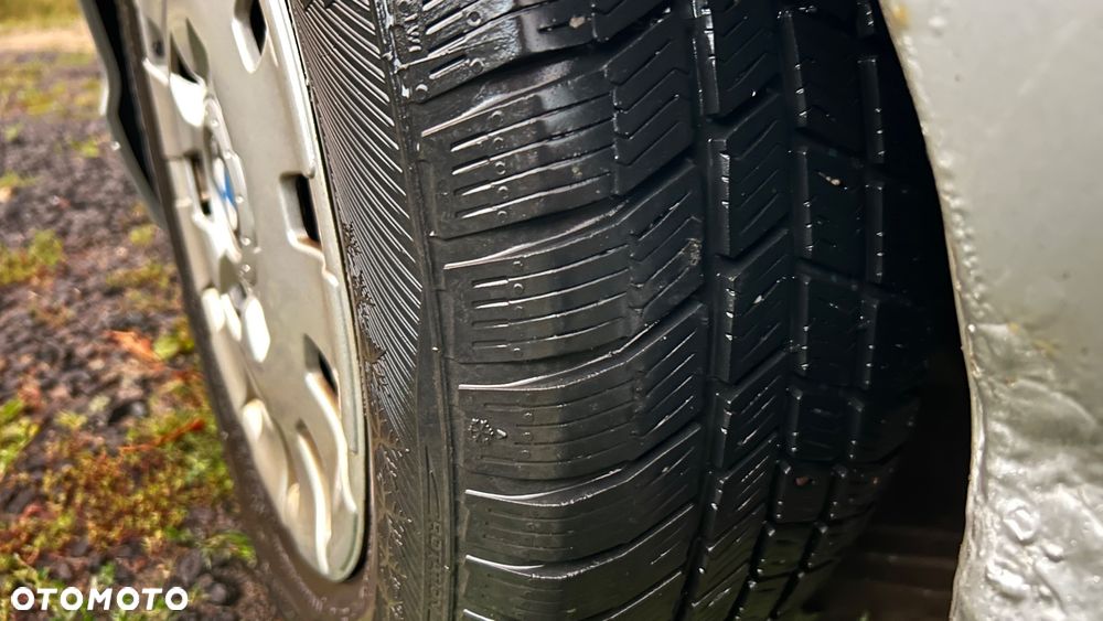 BMW Seria 3 - 18