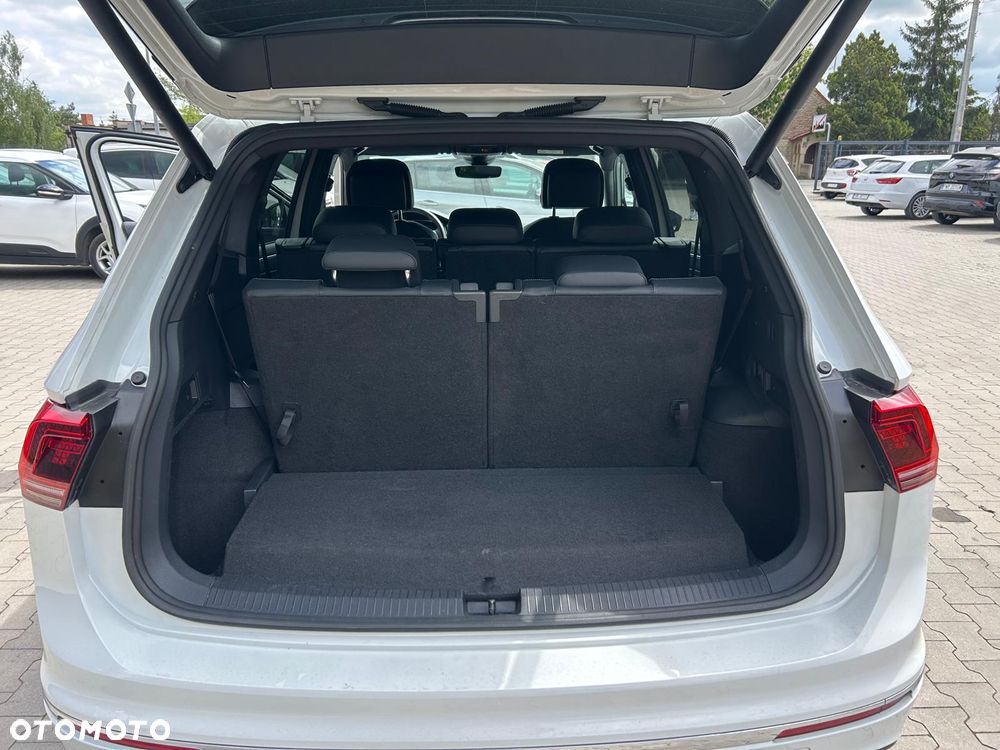 Volkswagen Tiguan 2.0 TDI SCR 4MOTION DSG Highline - 23