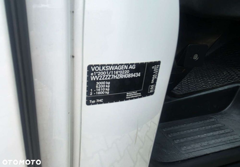 Volkswagen Transporter - 28