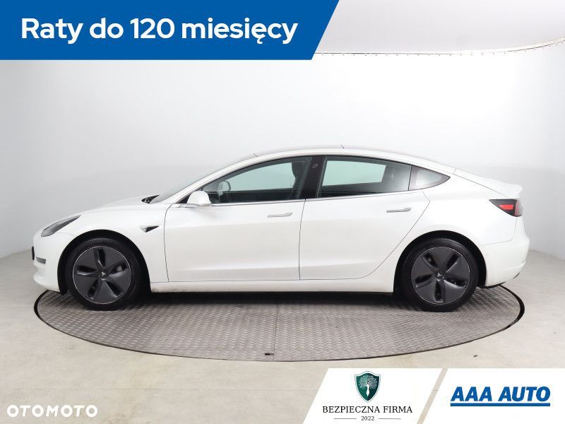 Tesla Model 3 - 3