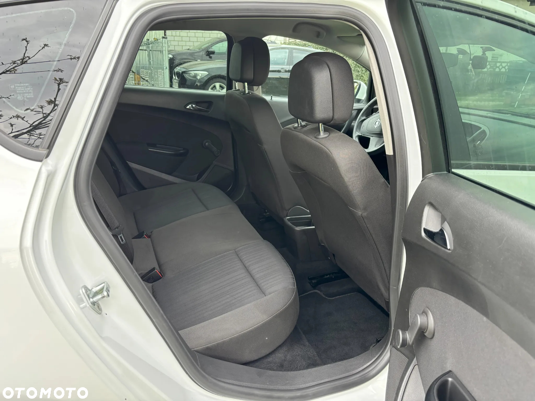 Opel Astra IV 1.4 Enjoy - 12