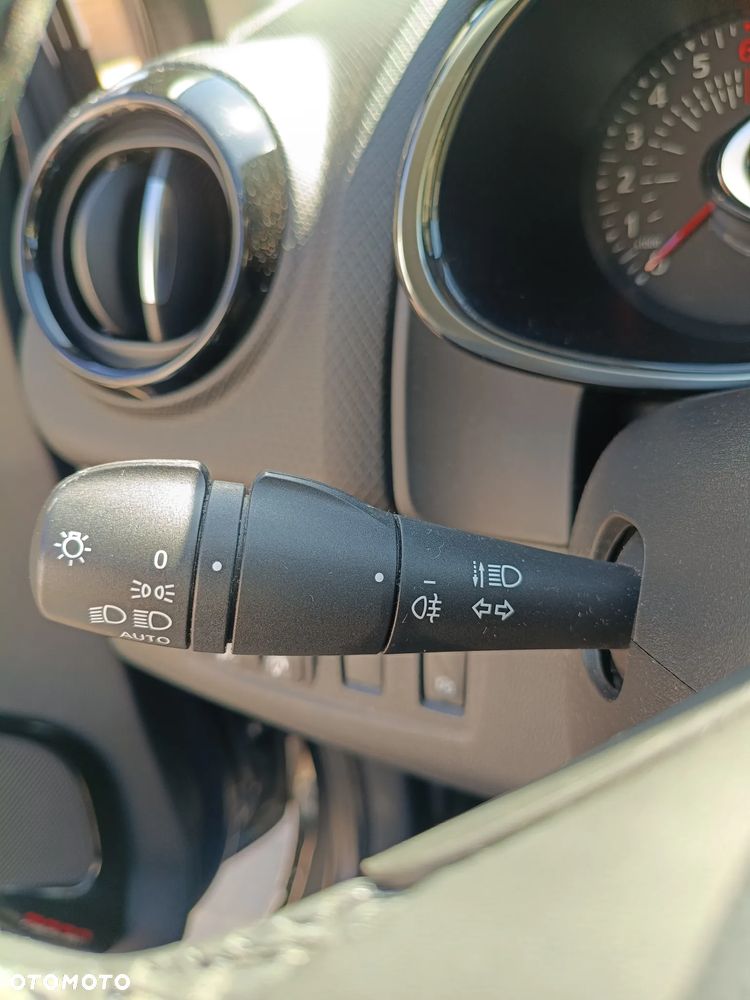 Renault Clio 0.9 Energy TCe Limited - 26