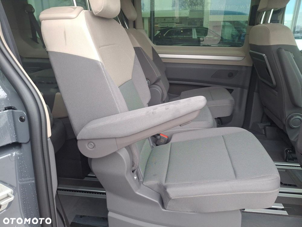 Volkswagen Multivan - 28