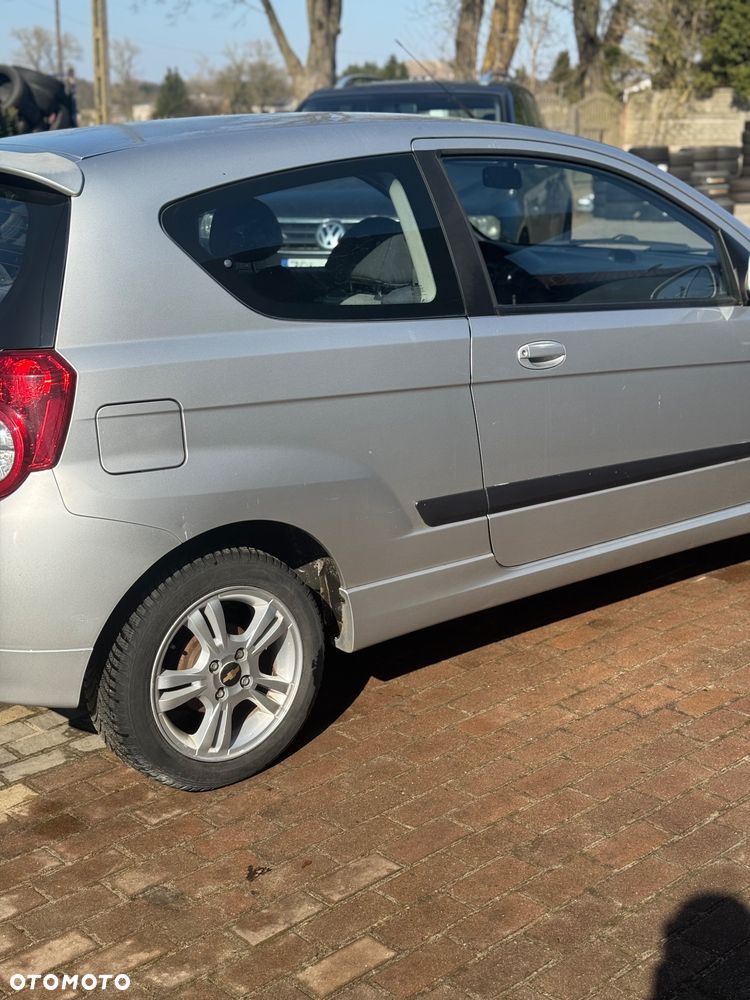 Chevrolet Aveo 1.2 LS - 9