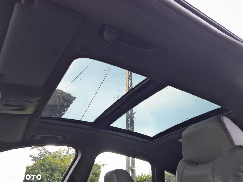 BMW Seria 3 325d Sport-Aut Sport Line - 10