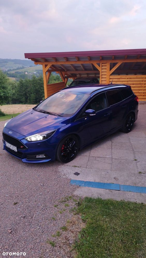 Ford Focus 2.0 EcoBoost ST - 3