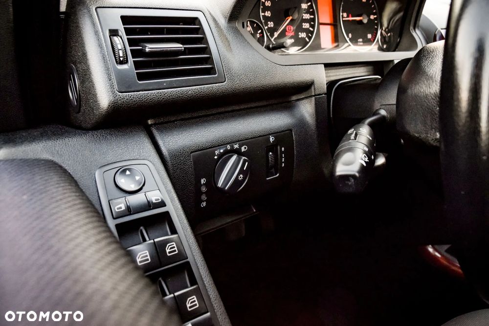 Mercedes-Benz Klasa A 180 CDI Elegance - 21