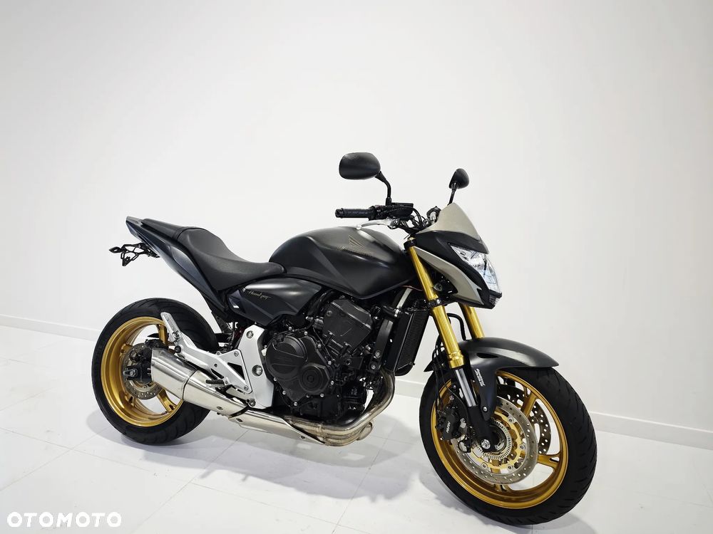 Honda Hornet - 2