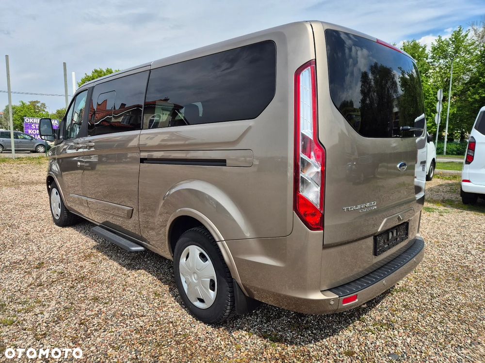 Ford Tourneo Custom 320 L2H1 VA Autm Titanium X - 3