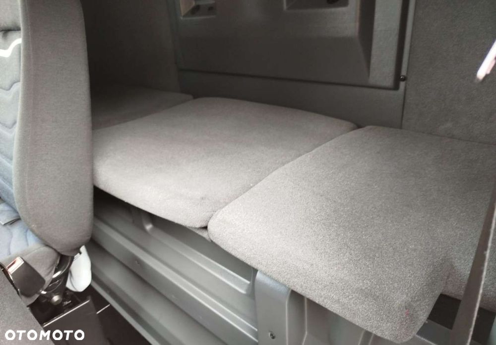 Iveco Daily 35S18 - 25