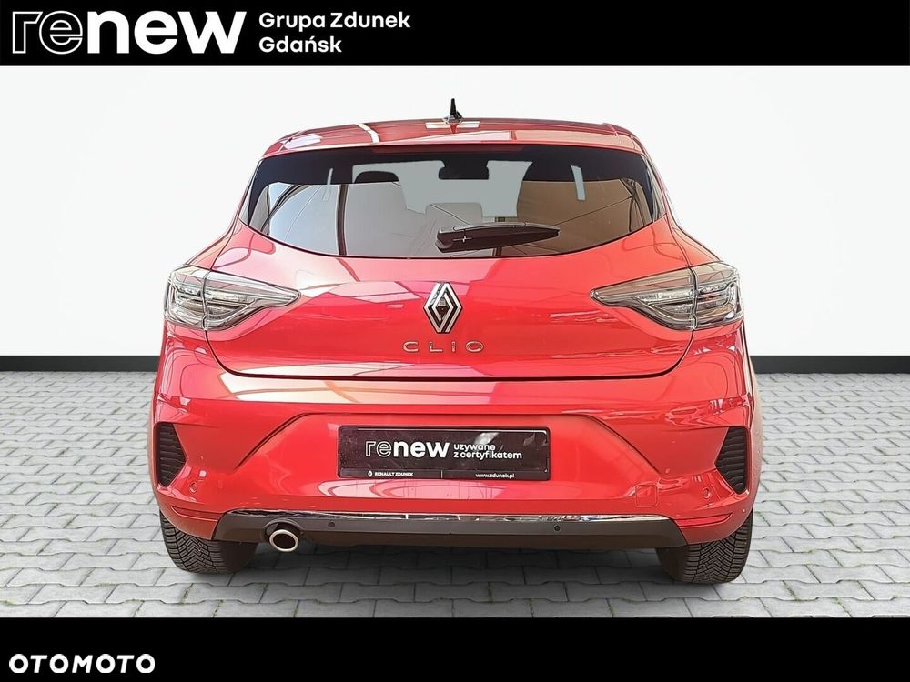 Renault Clio - 10
