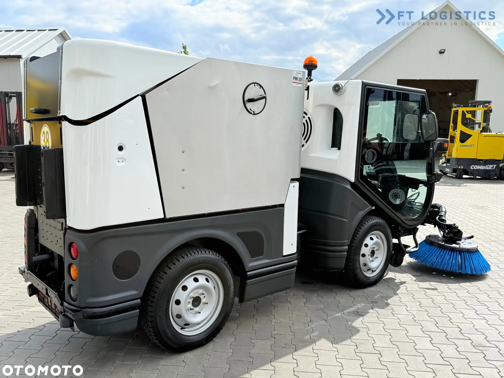 Inny Nilfisk City Ranger 3500 – Zamiatarka Komunalna Przegubowa | Rok 2017 | Tylko 442 mth | Diesel | 4x4 - 11