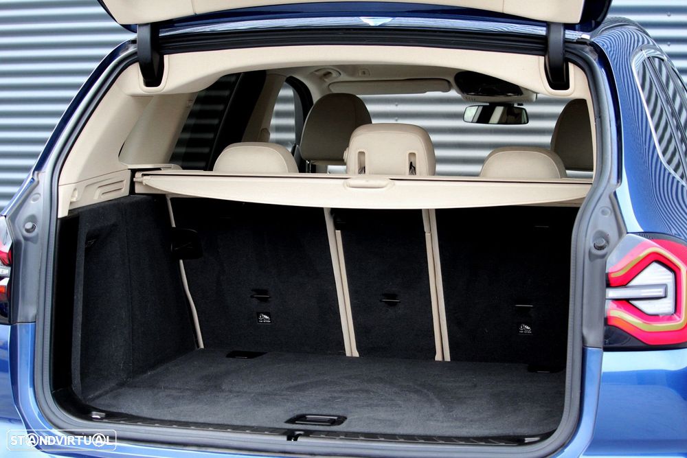 BMW X3 18 d sDrive Advantage Auto - 18