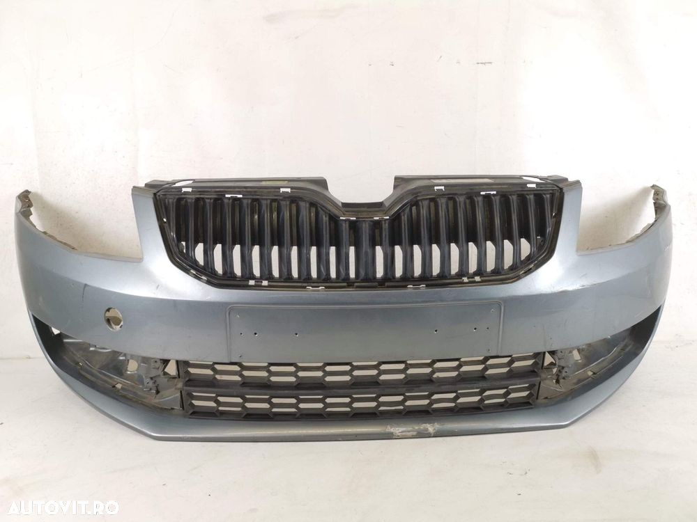 Bara Fata Cu Grila Radiator Si Grila Inferioara Skoda  Octavia 3 2013