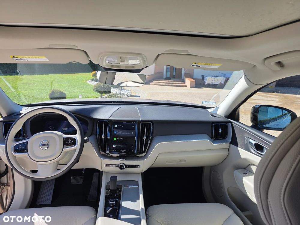 Volvo XC 60 B5 B AWD Ultimate Black Edition - 18