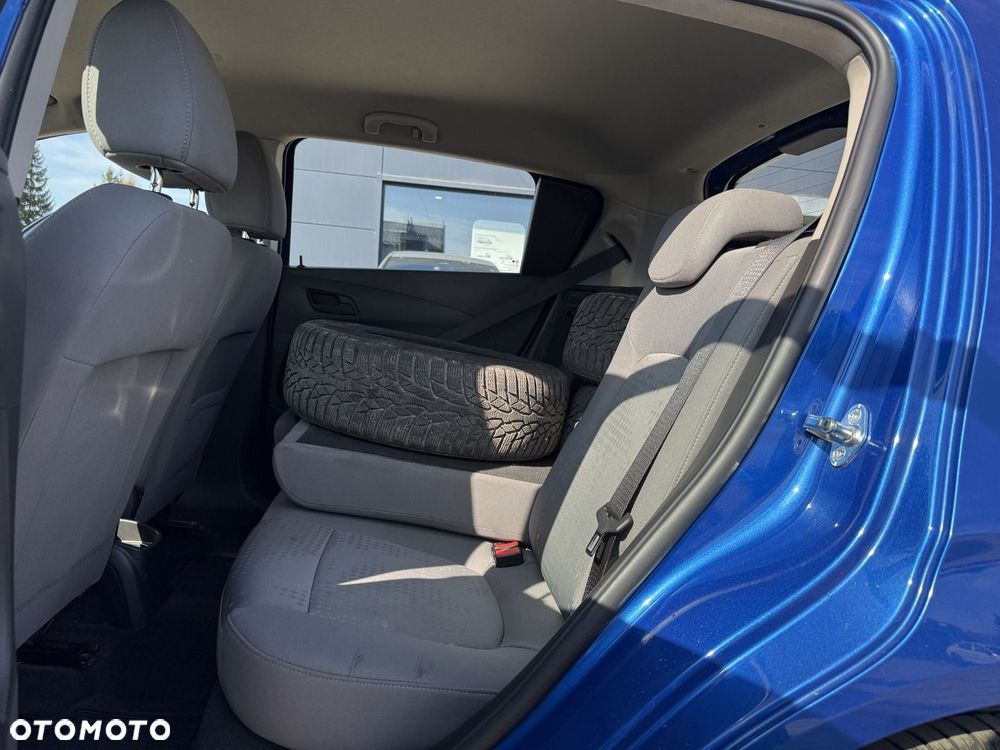 Chevrolet Aveo 1.2 16V Base - 18
